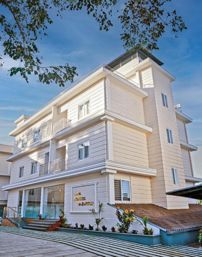 Princess De Munnar - 3 Star Hotel Thiruvananthapuram Bagian luar foto