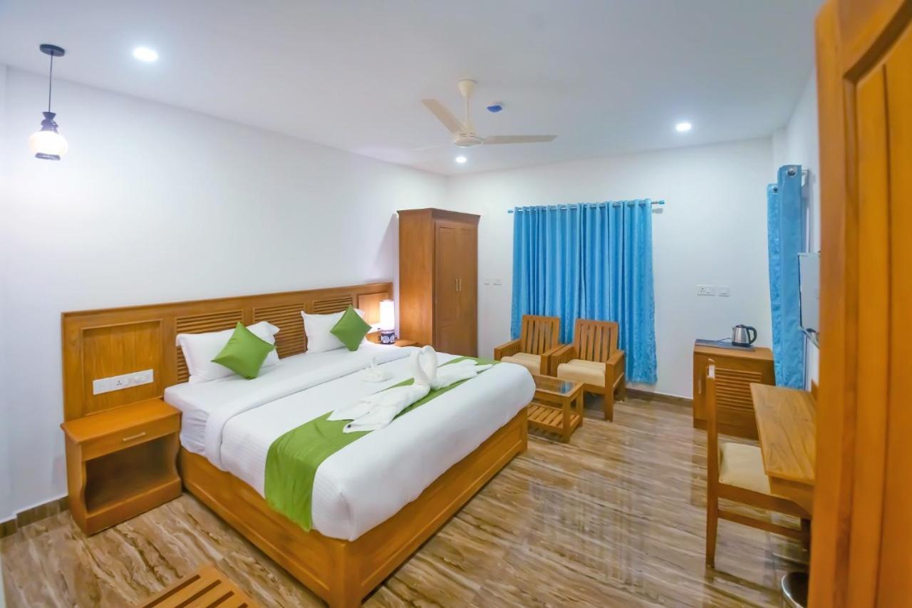 Princess De Munnar - 3 Star Hotel Thiruvananthapuram Bagian luar foto