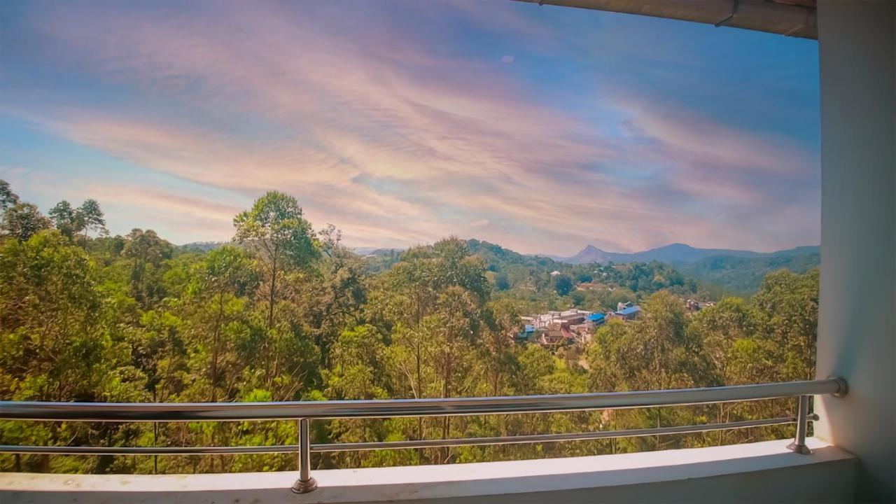 Princess De Munnar - 3 Star Hotel Thiruvananthapuram Bagian luar foto