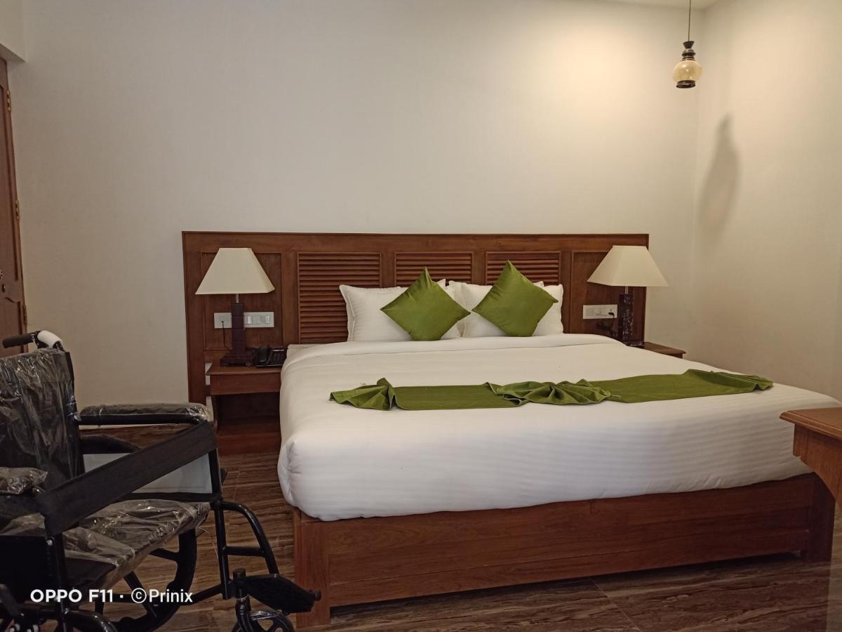 Princess De Munnar - 3 Star Hotel Thiruvananthapuram Bagian luar foto